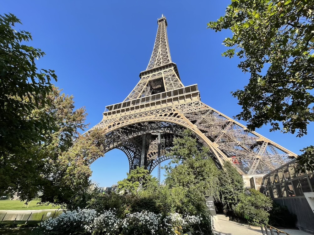 Eiffelturm-Foto in einem persönlichen Städtequiz